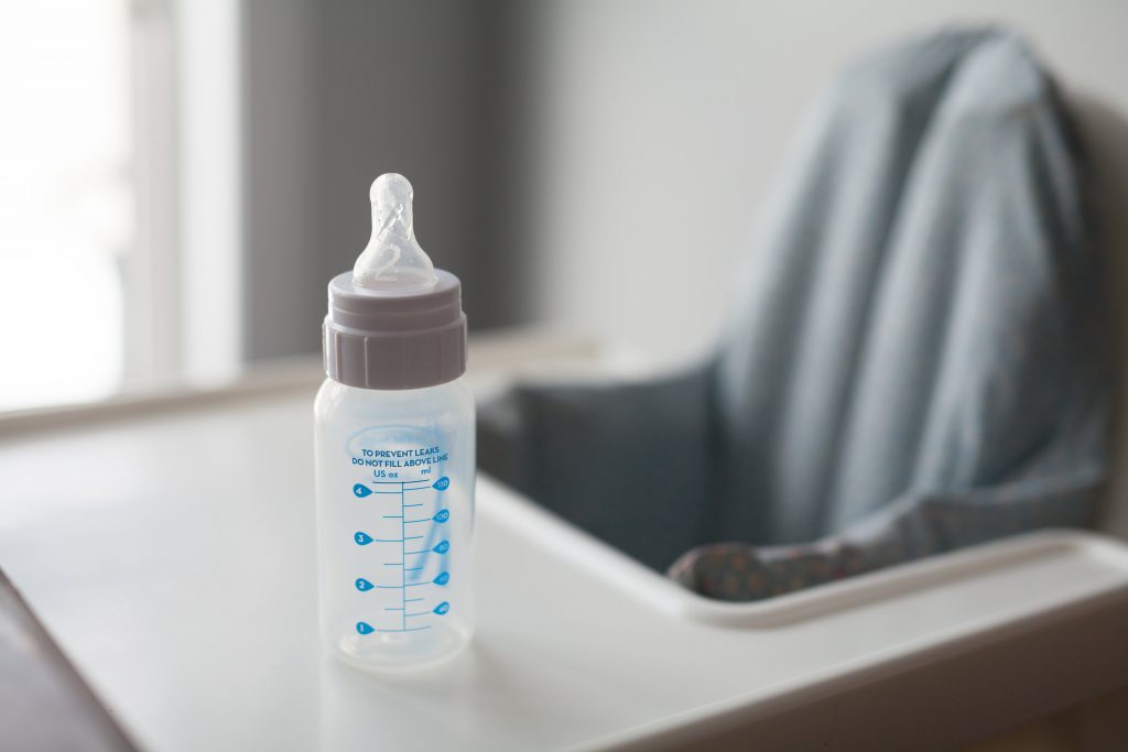 The choice to breastfeed or use formula 