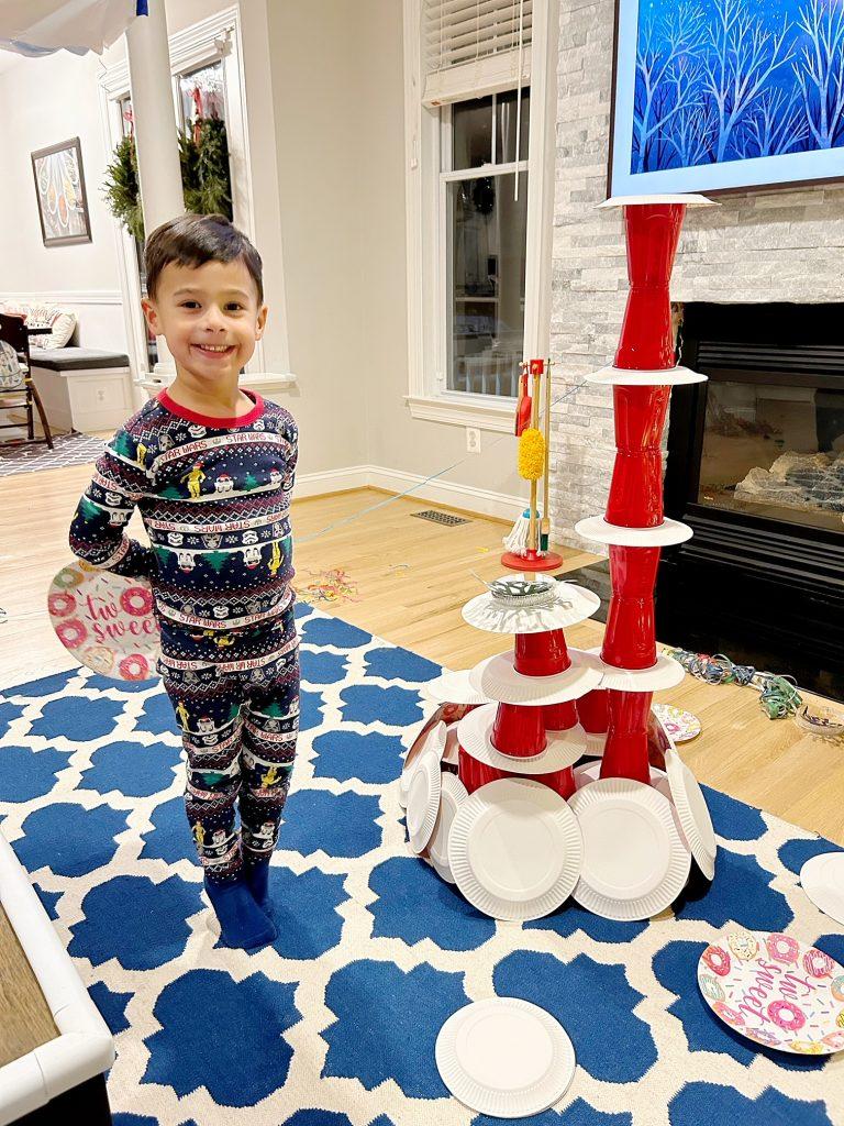 Kid-Friendly Activity: Solo Cup and Plate Towers
